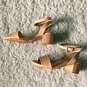 Nude block heel sandal (WW)
